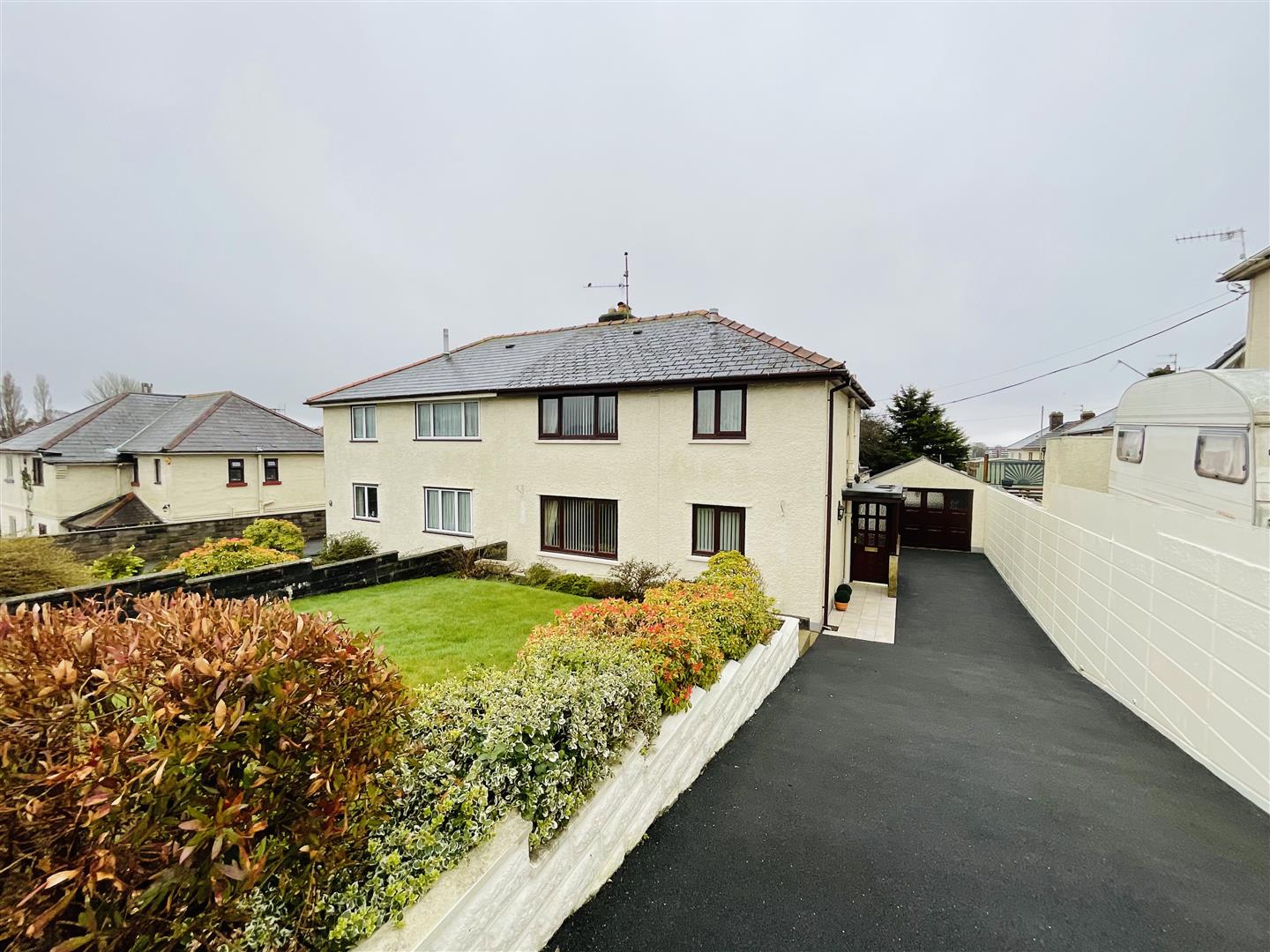 Willow Estates Properties for Sale in Llanelli and surrounding areas